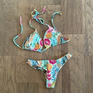 Corpo Bonito Floral Bikini & Sarong Set Small D-Cup